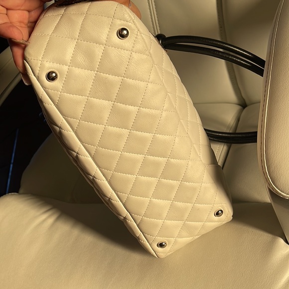 Chanel Cambon Phyton Bowler ♥️ - Picture 6 of 16